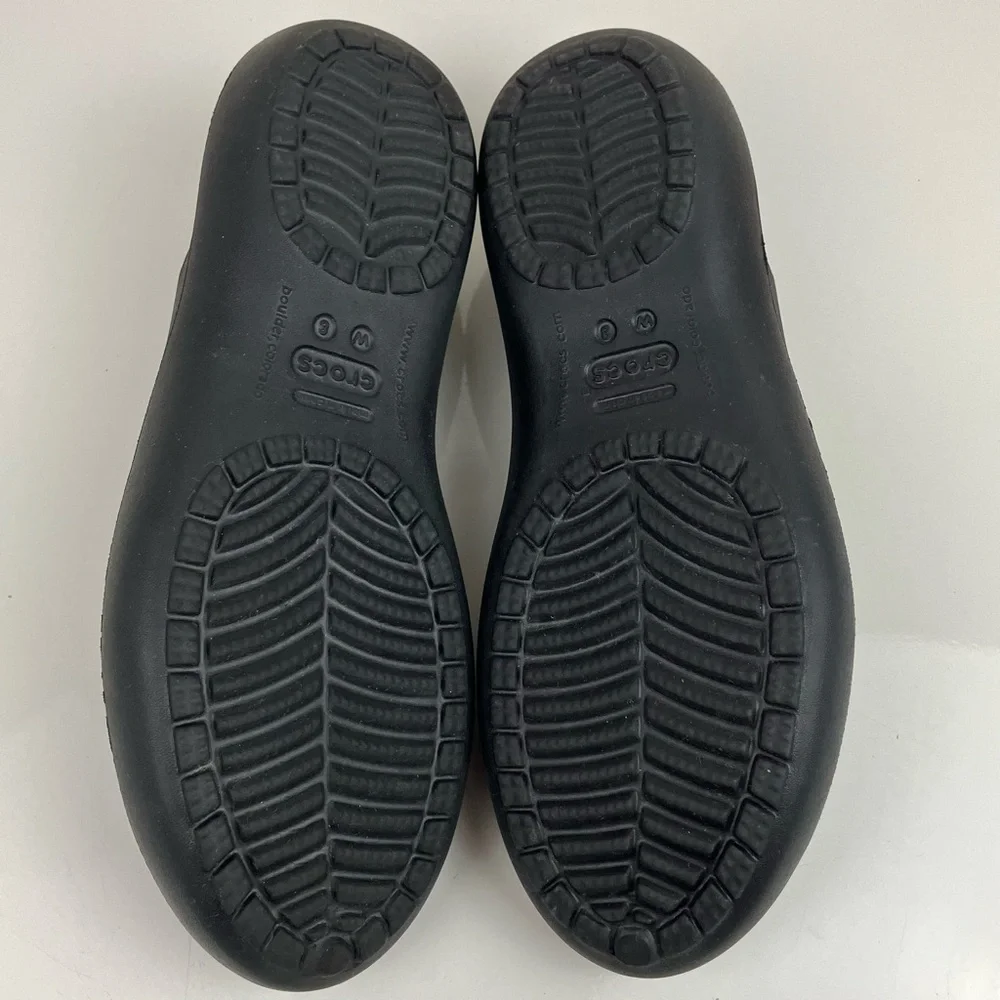 Crocs Women’s Size 8.0 Kadee Triple Black Slip On Ballet Flats - Picture 9 of 10